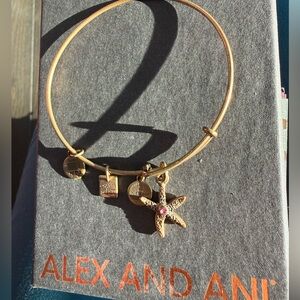 Alex and Ani Rafaelian Gold Starfish Bangle Expandable Charm Bracelet